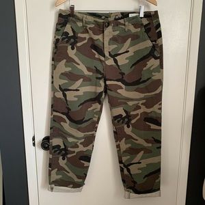Rag & Bone 31 Buckly Chino Camo Pants Cropped. Condition is excellent"Pre-owned"